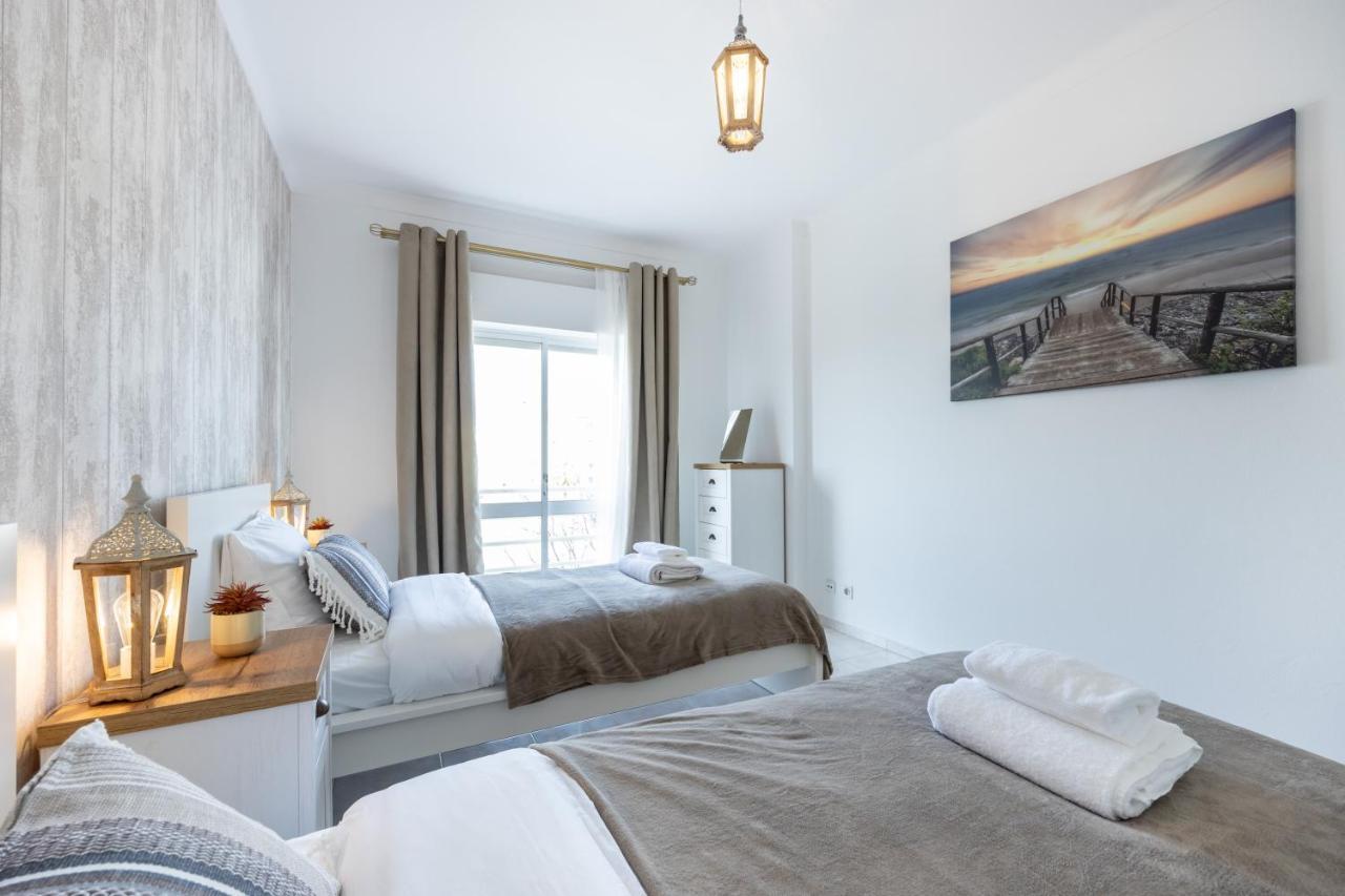 Stylish Seashore Apartment Lagos Exterior foto